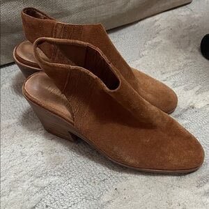 Women's Tan Suede Ankle sling back Booties